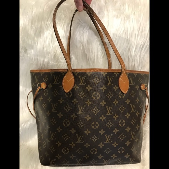 Louis Vuitton Handbags - Authentic Louis Vuitton Neverfull MM